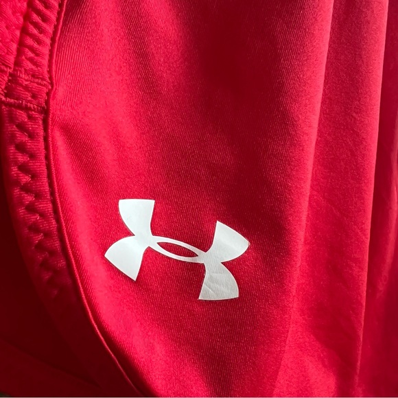 Red Under Armour Light Weight Shorts - Picture 3 of 4
